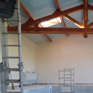 Future piscine. Plafond laqué acoustique