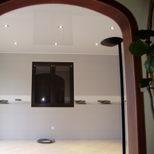 futur spa laqué blanc